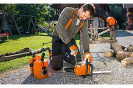  Моторні олії та адгезійні олії STIHL